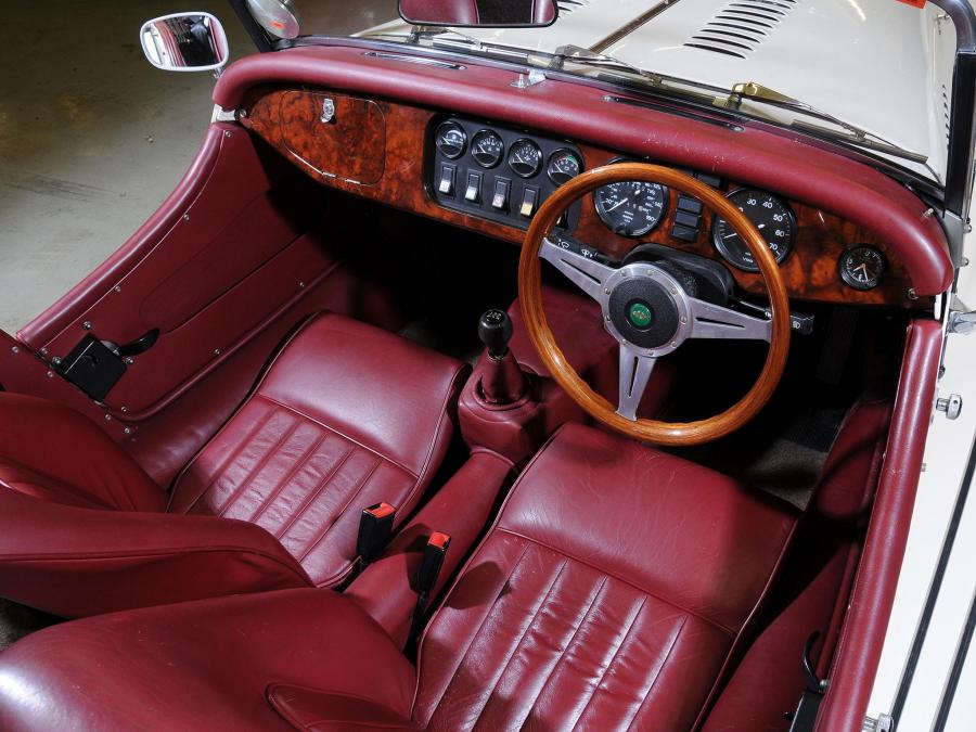 Торпедо Morgan Plus 8 1968 года  (фото 9 из 17)